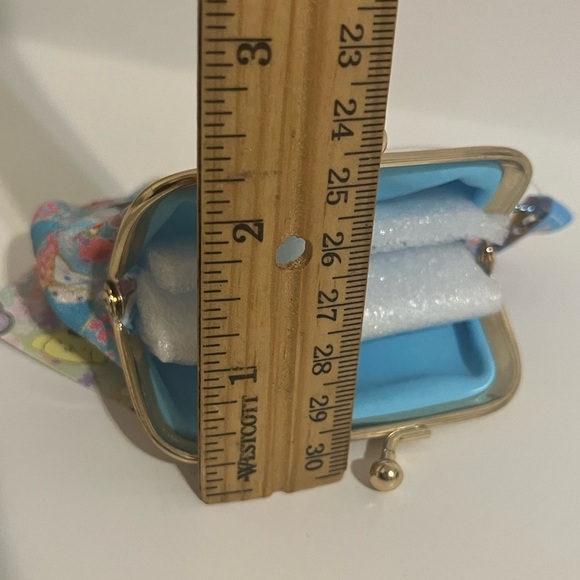 Sanrio Family Small Clasp Coin Purse - Picture 5 of 6